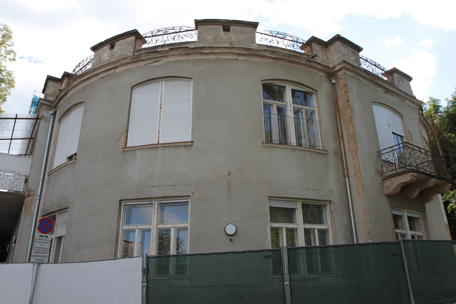 old Sanatorium Mariagrün, Graz - 05.JPG